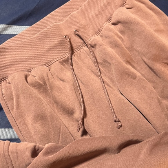 Nike Dusty Pink Sweatpants & sweatshirt sweatsuit M - Picture 4 of 5